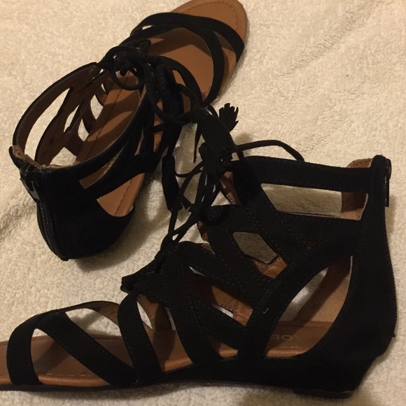 MADELINE GIRL Saturate Gladiator Sandal Sz 8 - Picture 3 of 8
